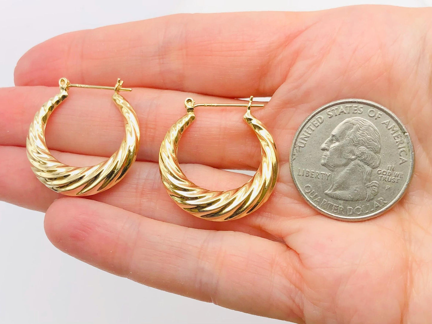 14k Hoop Earrings - Vintage Yellow Gold Twist Style for Everyday - 15/16"