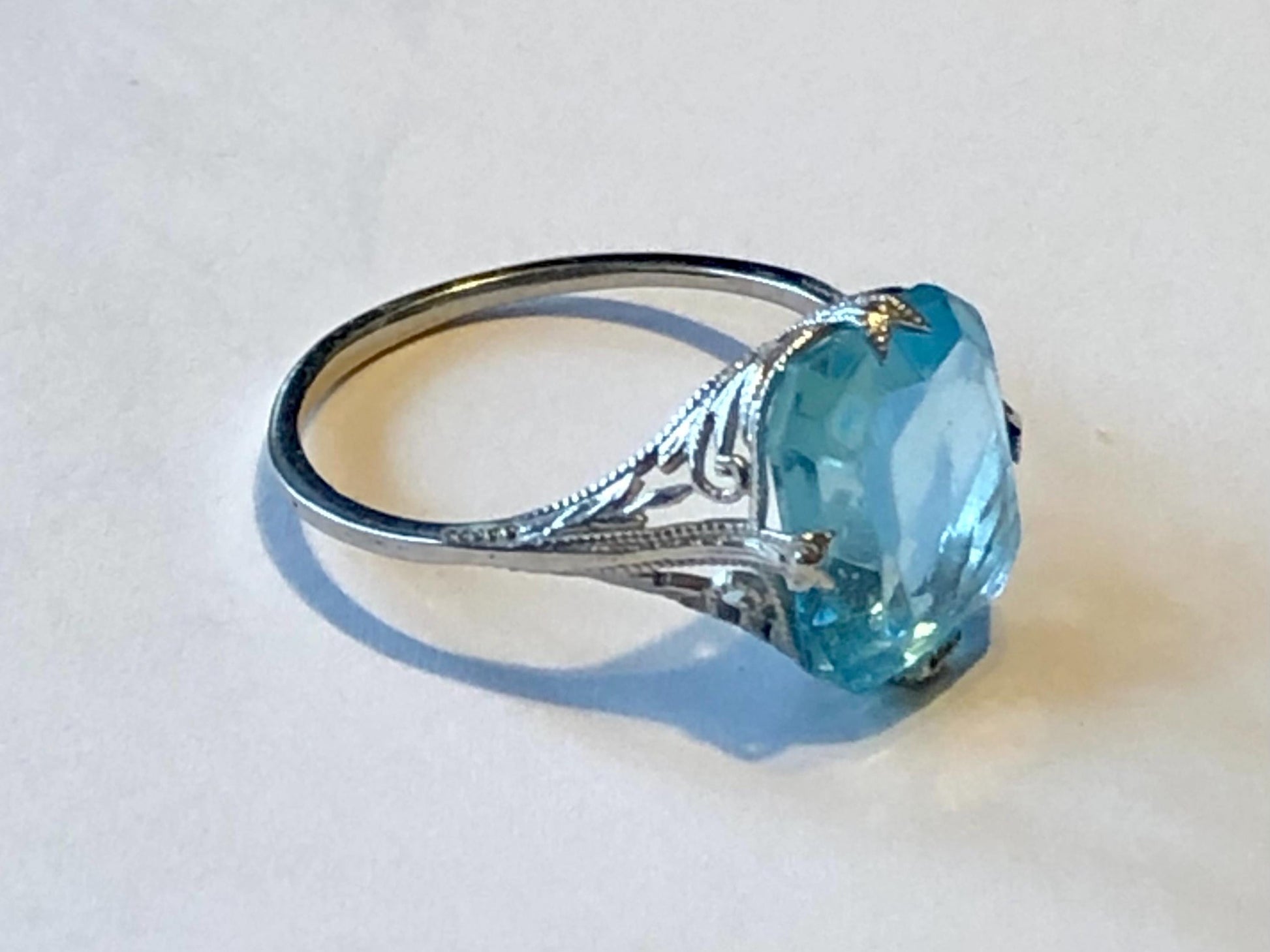 Vintage Art Deco Antique 14k White Gold Filigree Blue Glass Ring Size 8.25