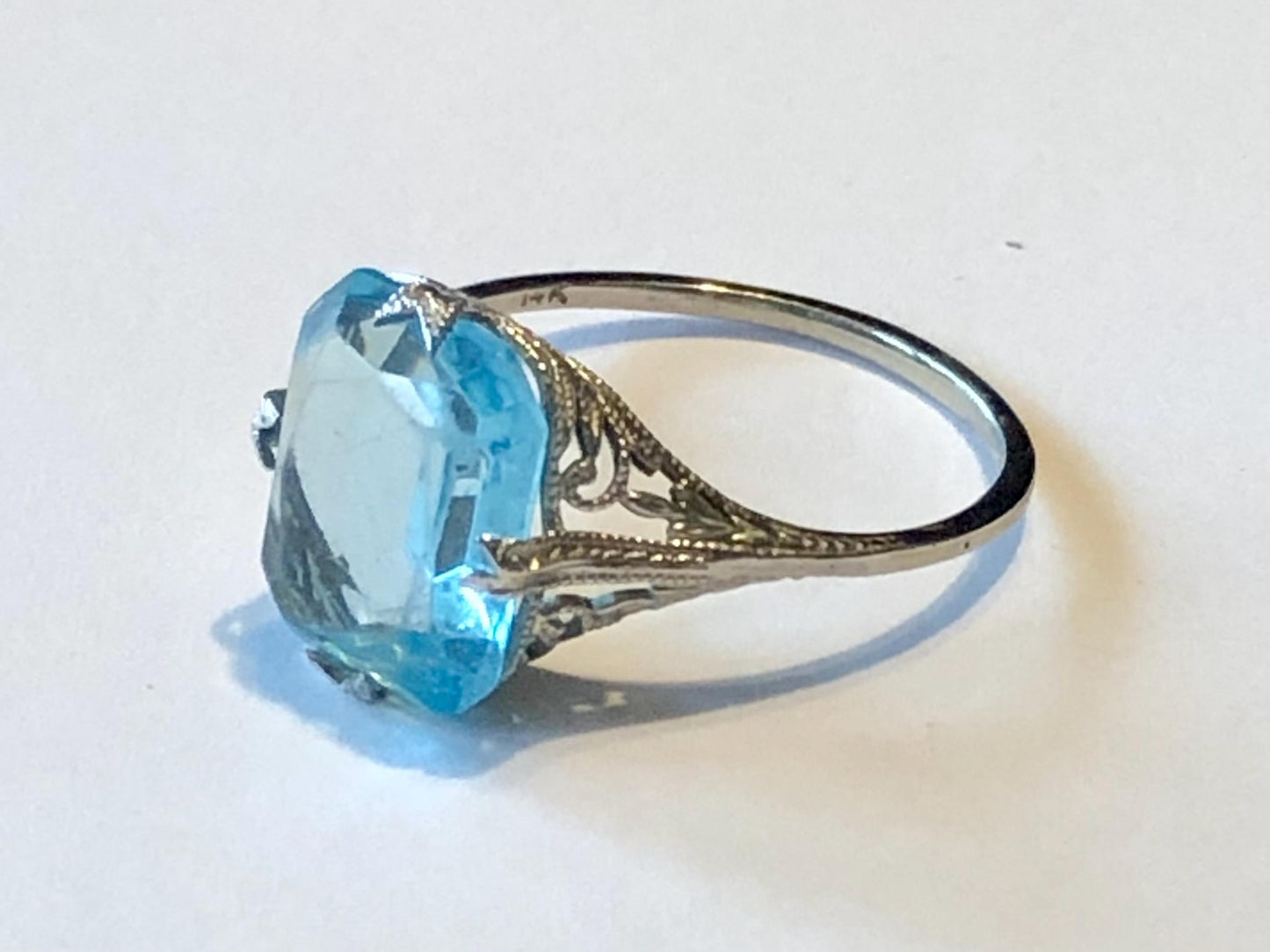 Vintage Art Deco Antique 14k White Gold Filigree Blue Glass Ring Size 8.25