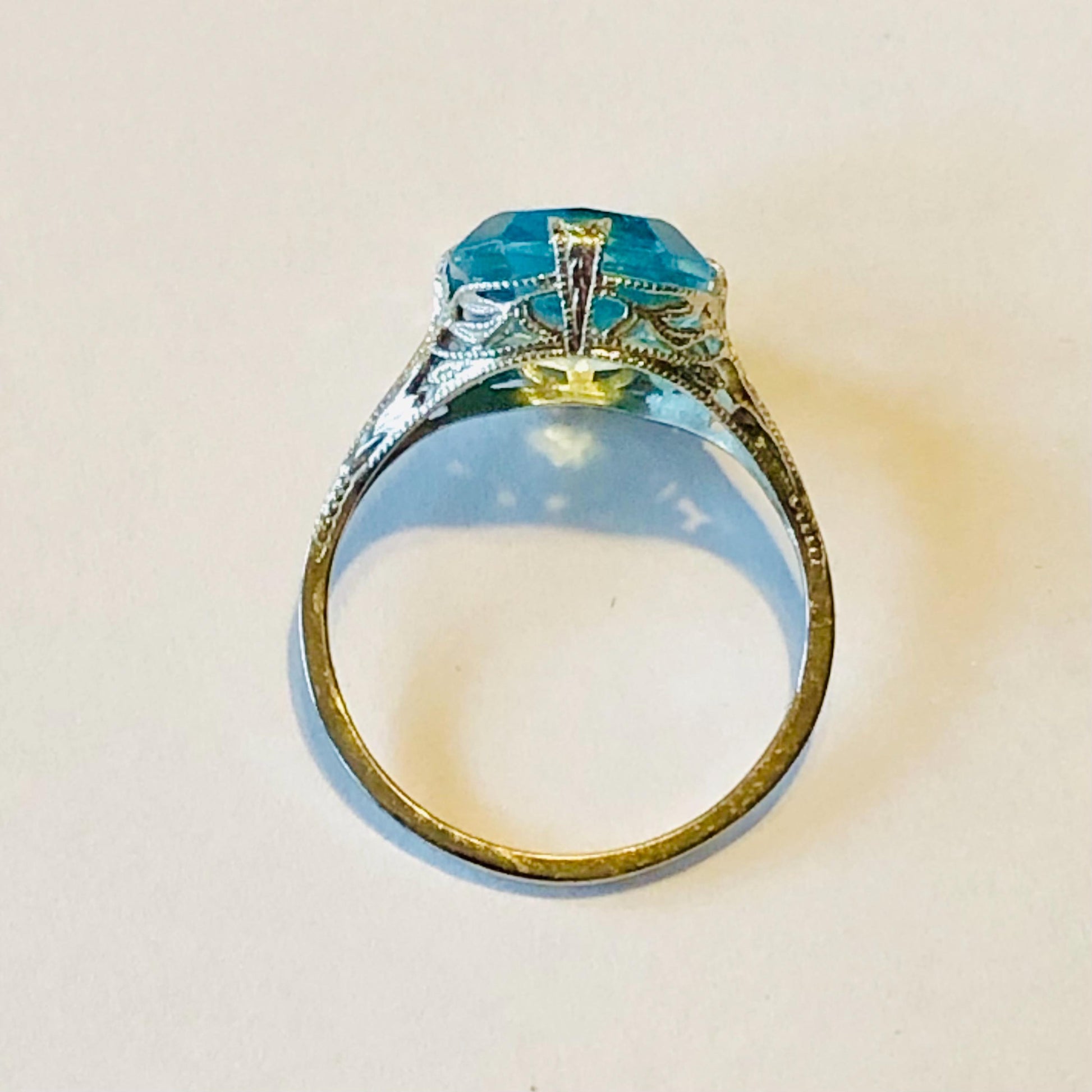 Vintage Art Deco Antique 14k White Gold Filigree Blue Glass Ring Size 8.25