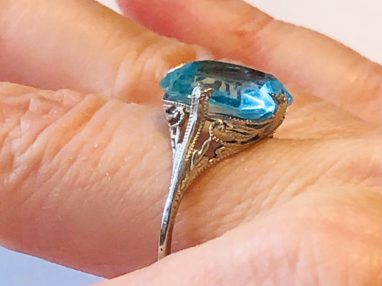 Vintage Art Deco Antique 14k White Gold Filigree Blue Glass Ring Size 8.25