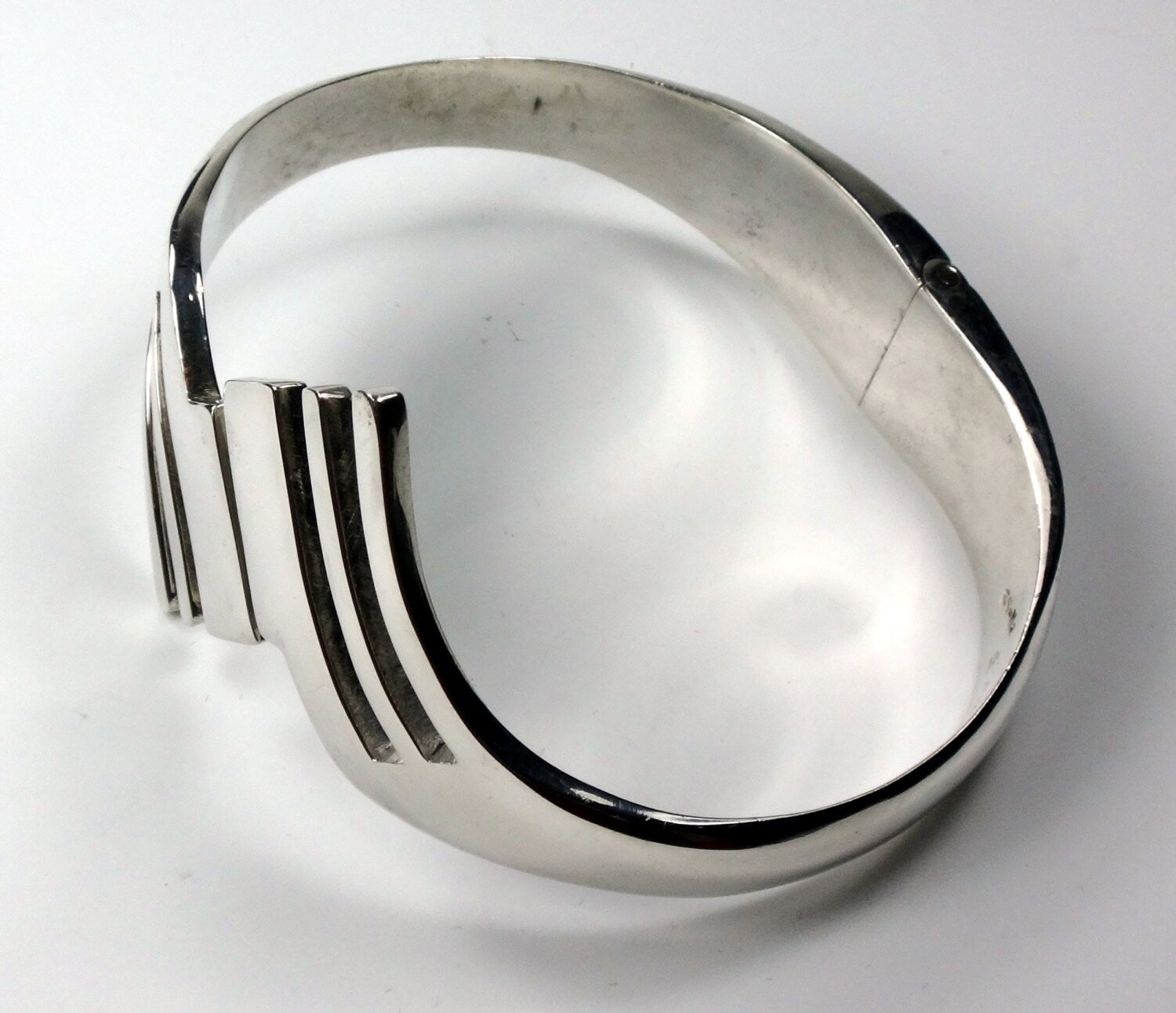 Vintage Large Sterling Silver Modernist Hinged Bangle Bracelet Heavy Taxco Mexico Silver
