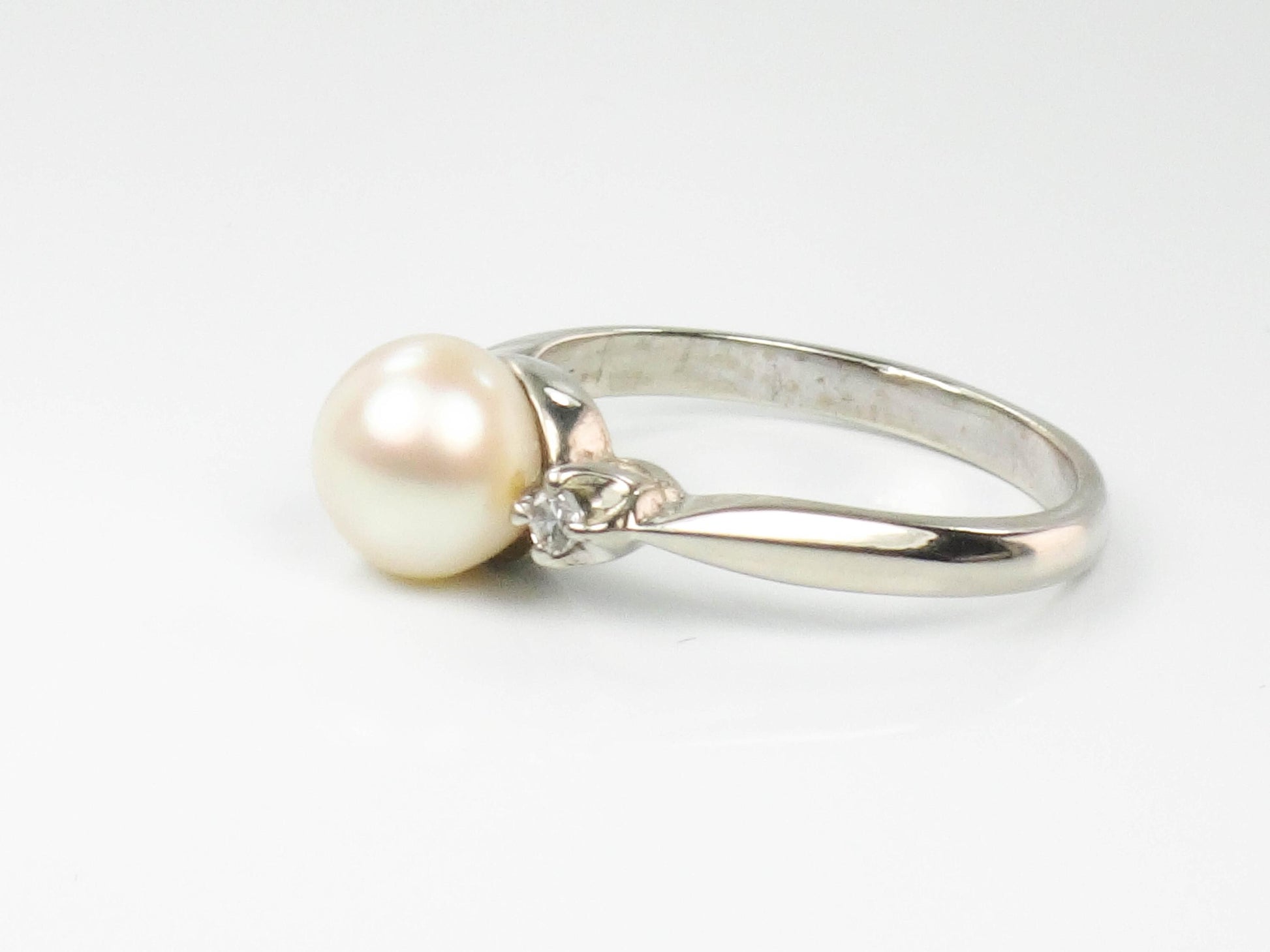 Vintage 14k White Gold Pearl and Diamond Ring - Baden and Foss June Birthstone Bridal Ring - Size 5.5