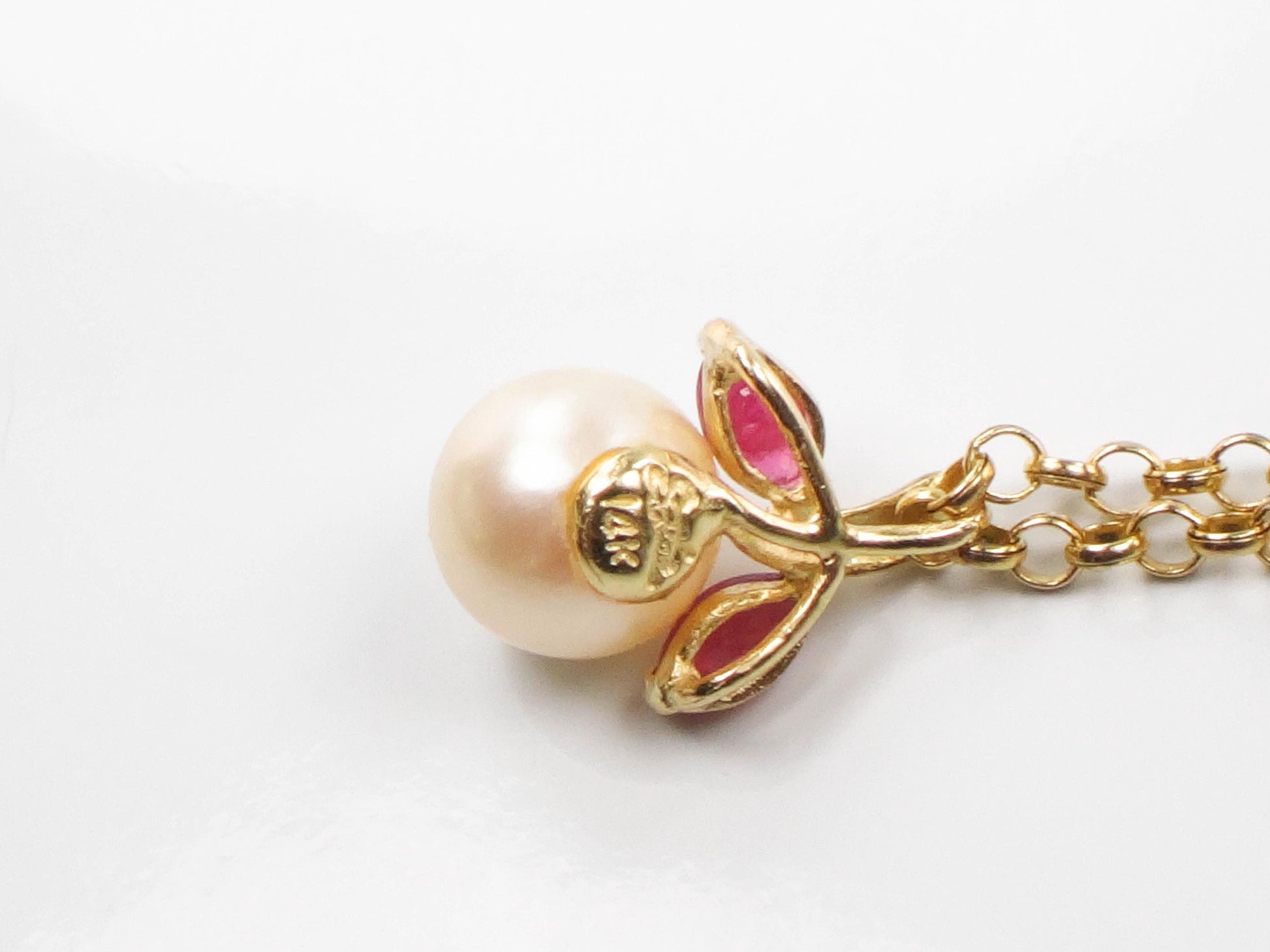 Vintage Solid Yellow Gold Pearl and Ruby Drop Necklace, 14k Cultured Pearl Pendant on 18k Chain, Bridal Necklace 16"