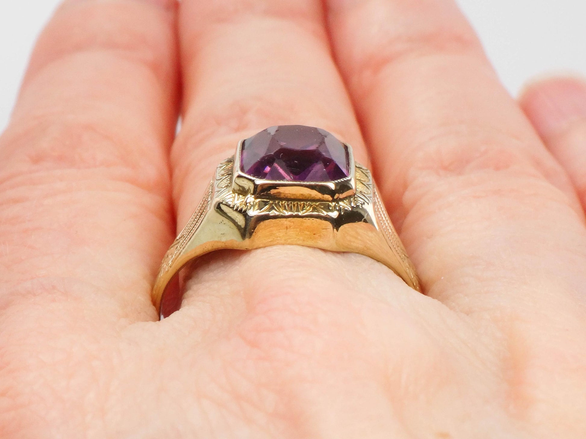 Vintage Art Deco 10k Gold Purple Glass Ring - Ostby Barton Size 8.25