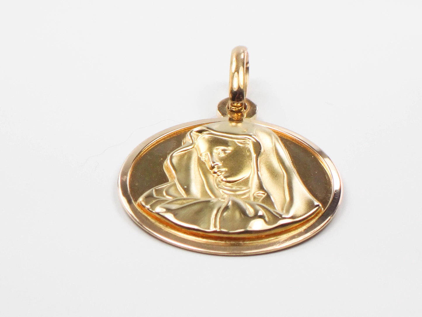 Vintage 18k Yellow Gold Round Madonna Pendant, Virgin Mary Charm, Religious Medal