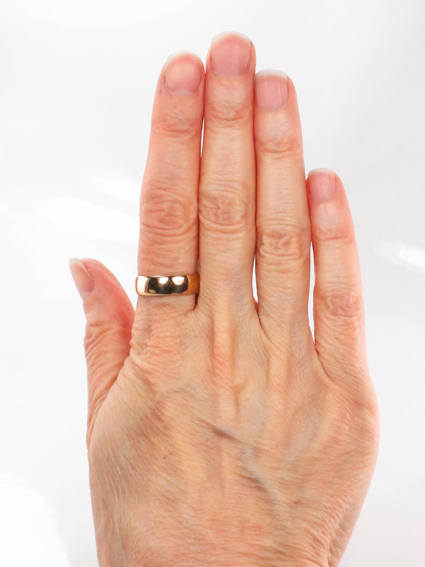 Vintage 18k Yellow Gold Wedding Band - Antique Ring Dated 1907, Size 7.75