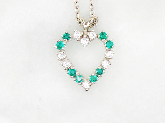 Vintage 14k White Gold Natural Emerald and Diamond Heart Pendant Necklace 16.75"