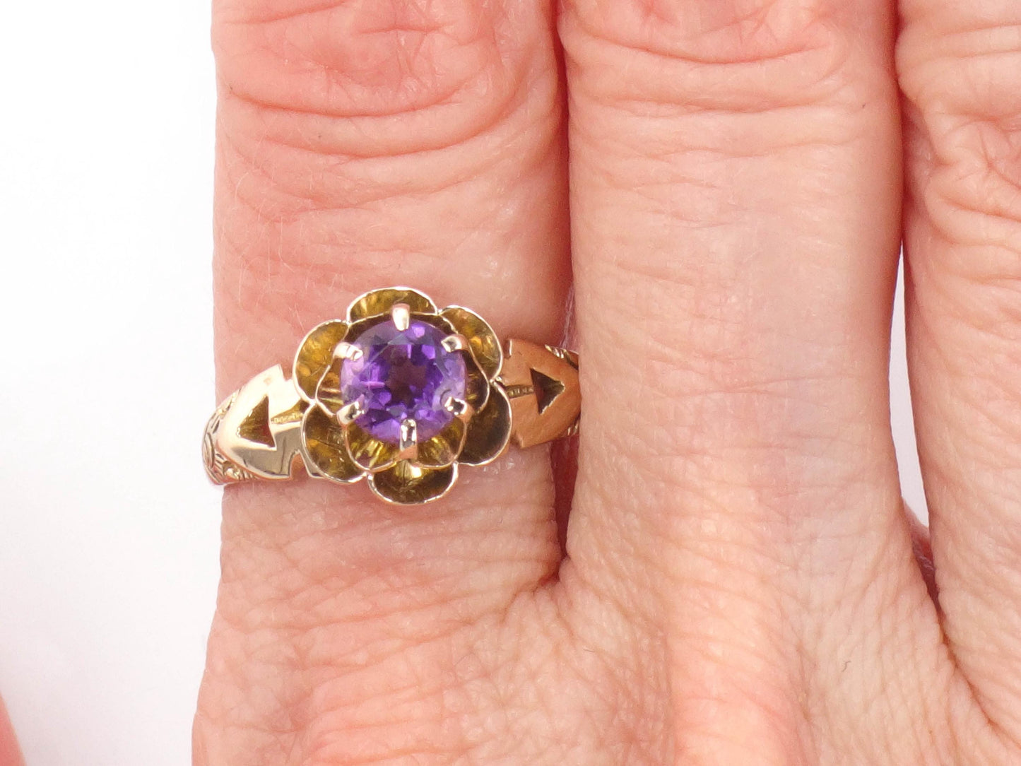Vintage 14k Yellow Gold Amethyst Ring: Antique Floral Solitaire, February Birthstone, 1910's
