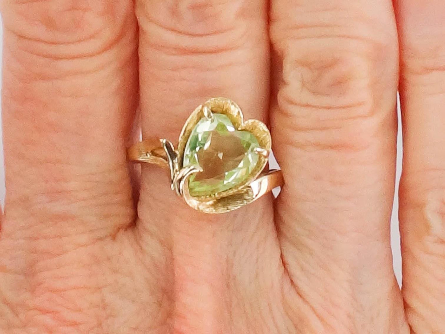 Vintage 14k Yellow Gold Green Spinel Heart Ring, August Birthstone Ring, Size 5.75