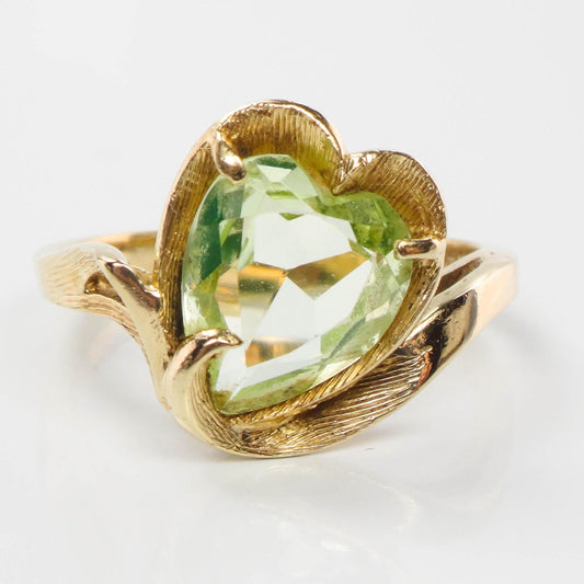 Vintage 14k Yellow Gold Green Spinel Heart Ring, August Birthstone Ring, Size 5.75
