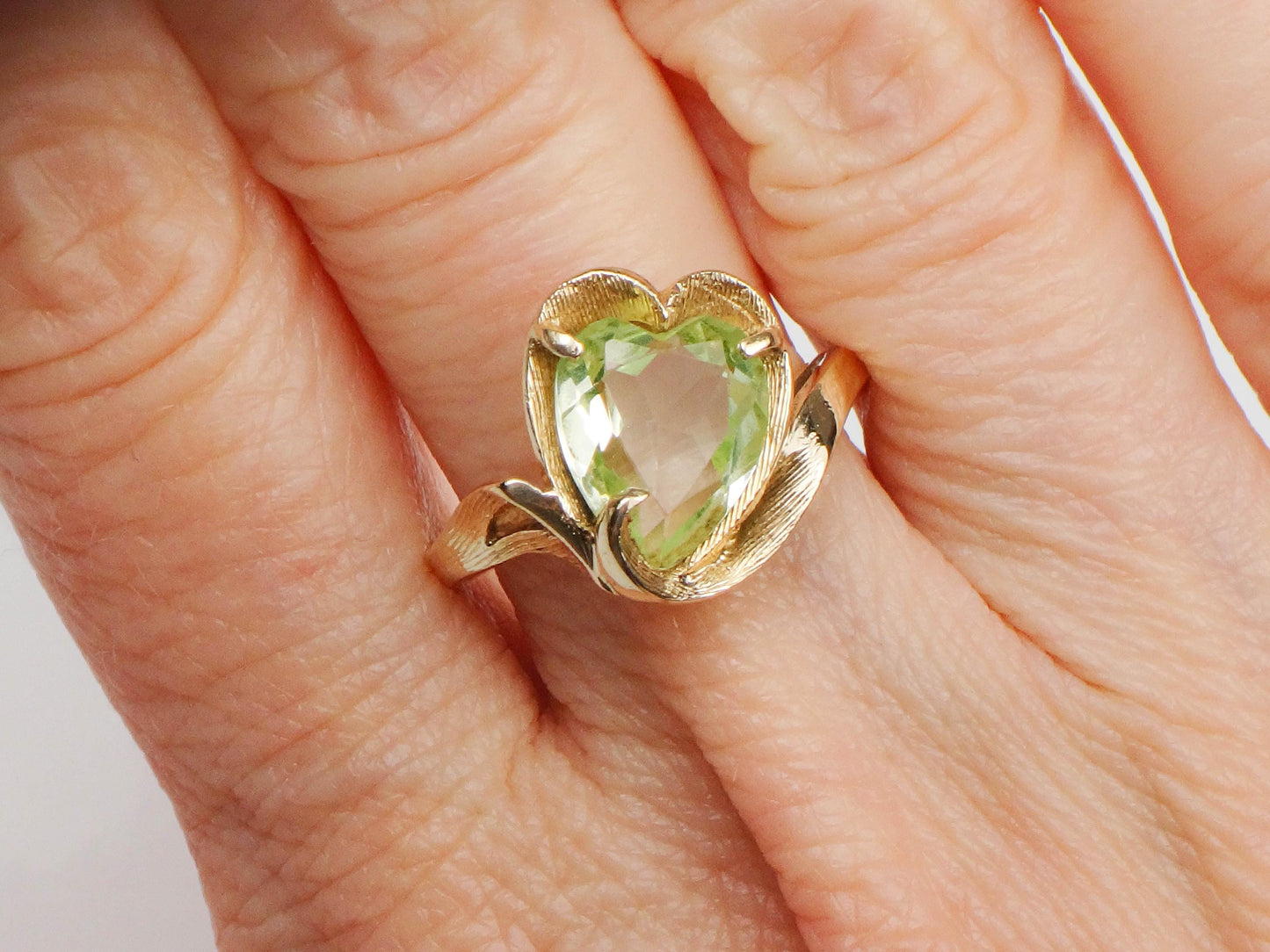 Vintage 14k Yellow Gold Green Spinel Heart Ring, August Birthstone Ring, Size 5.75