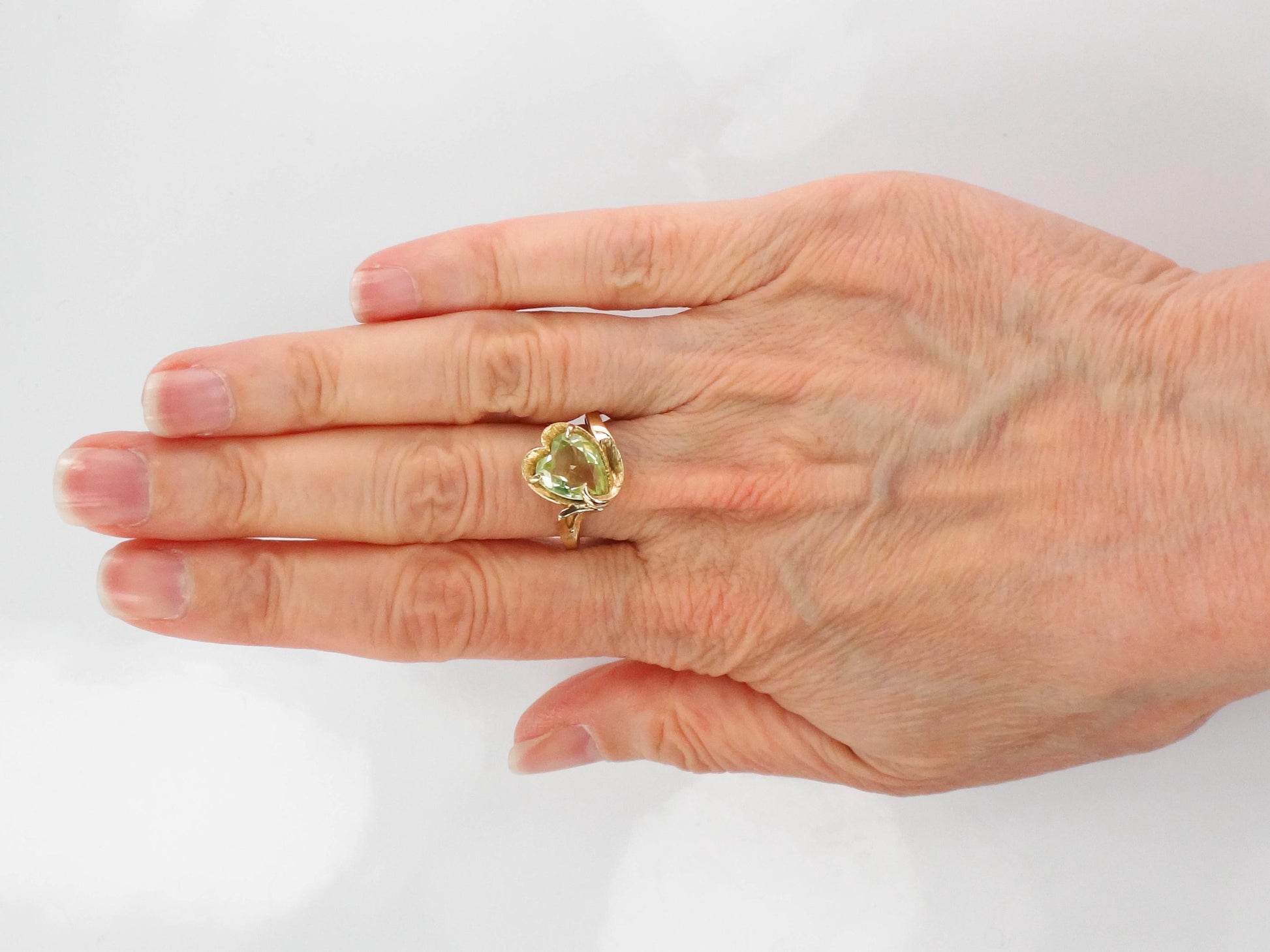 Vintage 14k Yellow Gold Green Spinel Heart Ring, August Birthstone Ring, Size 5.75