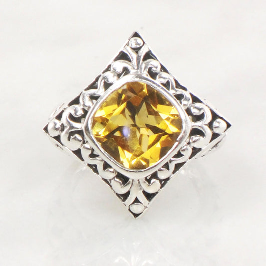 Silver Citrine Ring - Vintage 925 Sterling Golden Yellow November Birthstone Ring with Modern Filigree Style - Size 7