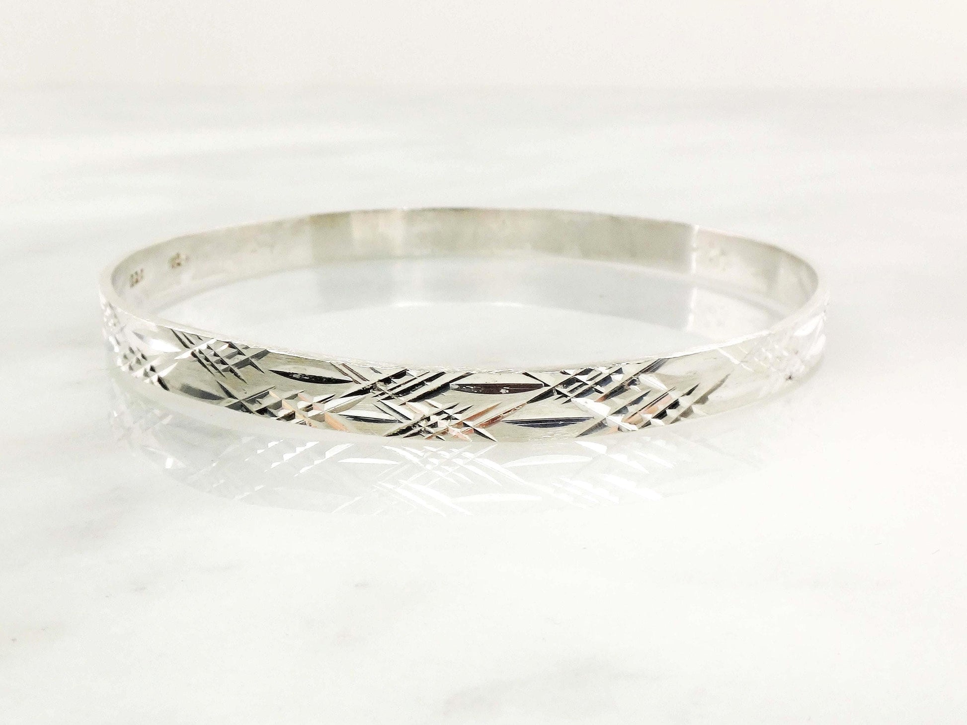 Vintage Sterling Silver Diamond Cut Bangle - Mexico 925 Large Sterling Slip On Bracelet