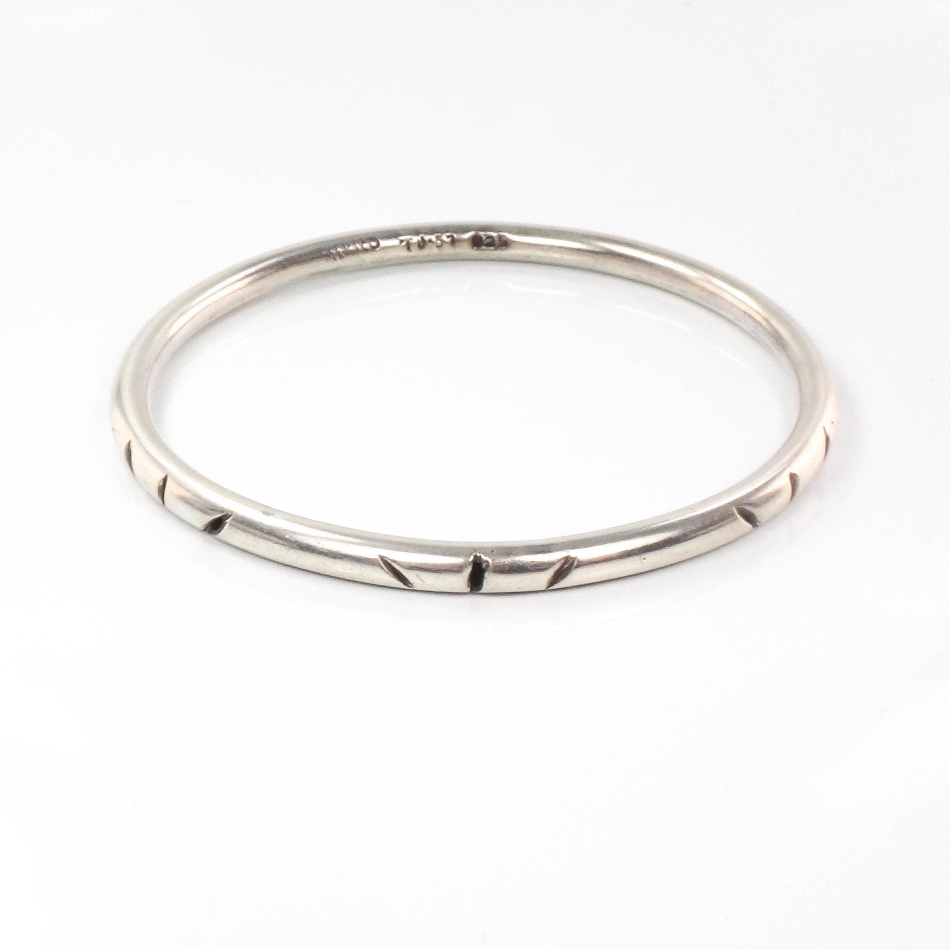 Vintage Sterling Silver Bangle Bracelet Mexico Sterling Slip on Bangle 8 1/4&quot; Circumference