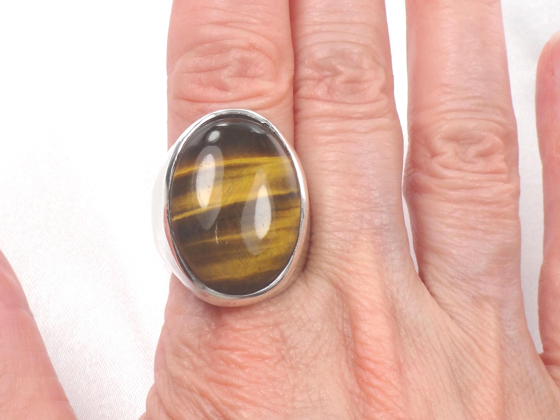 Vintage Men's Tiger's Eye Ring - Sterling Silver Brown Oval Stone - Circa 1970's - Size 9.25