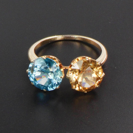 18k Yellow Gold Natural Golden and Blue Topaz Ring - Vintage Antique Two Stone Circa 1910's Jewelry - Size 7.25
