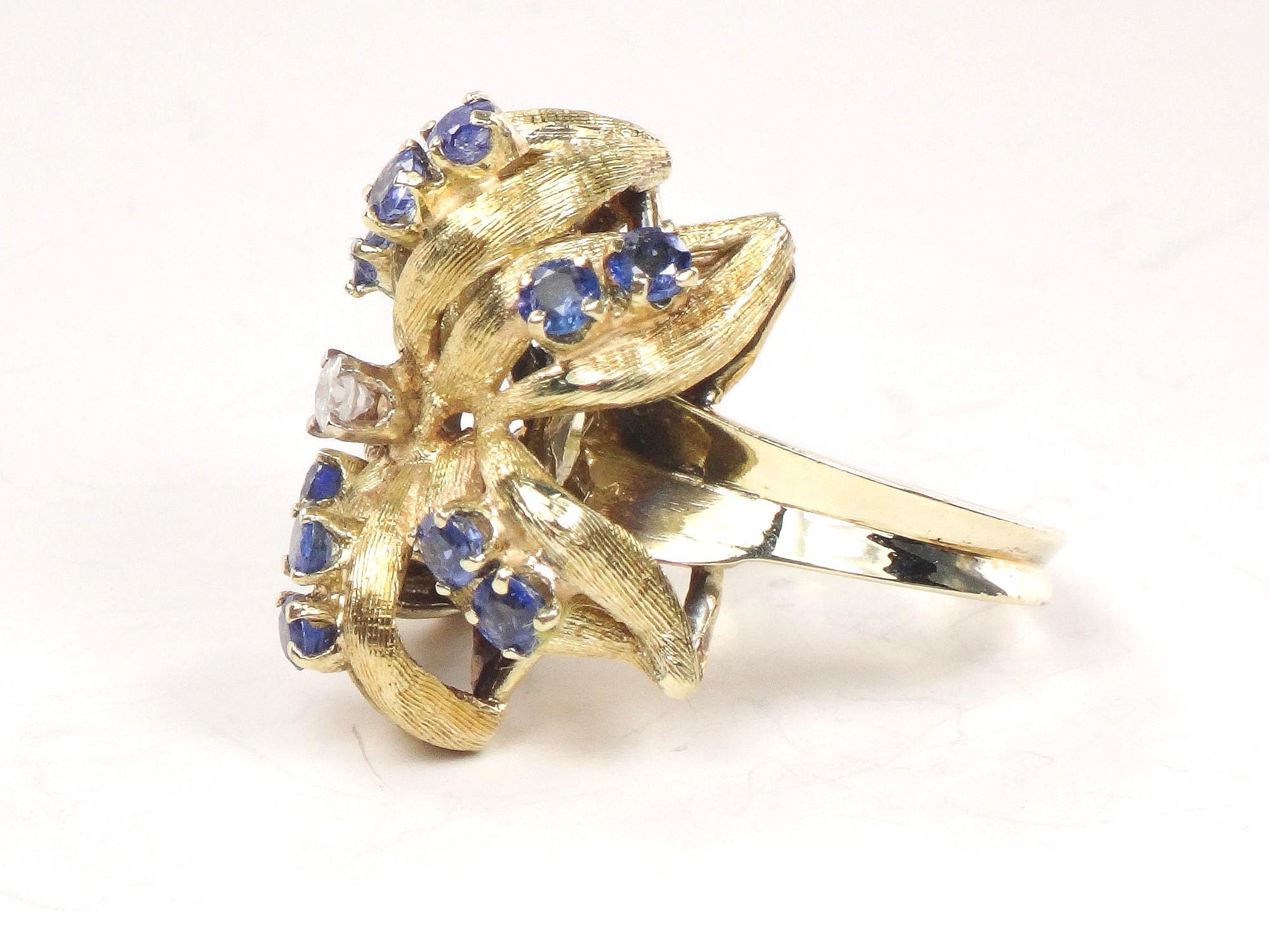 Vintage 14k Gold Natural Blue Sapphire and Diamond Ring, Large Yellow Gold Flower Ring, Size 5.75