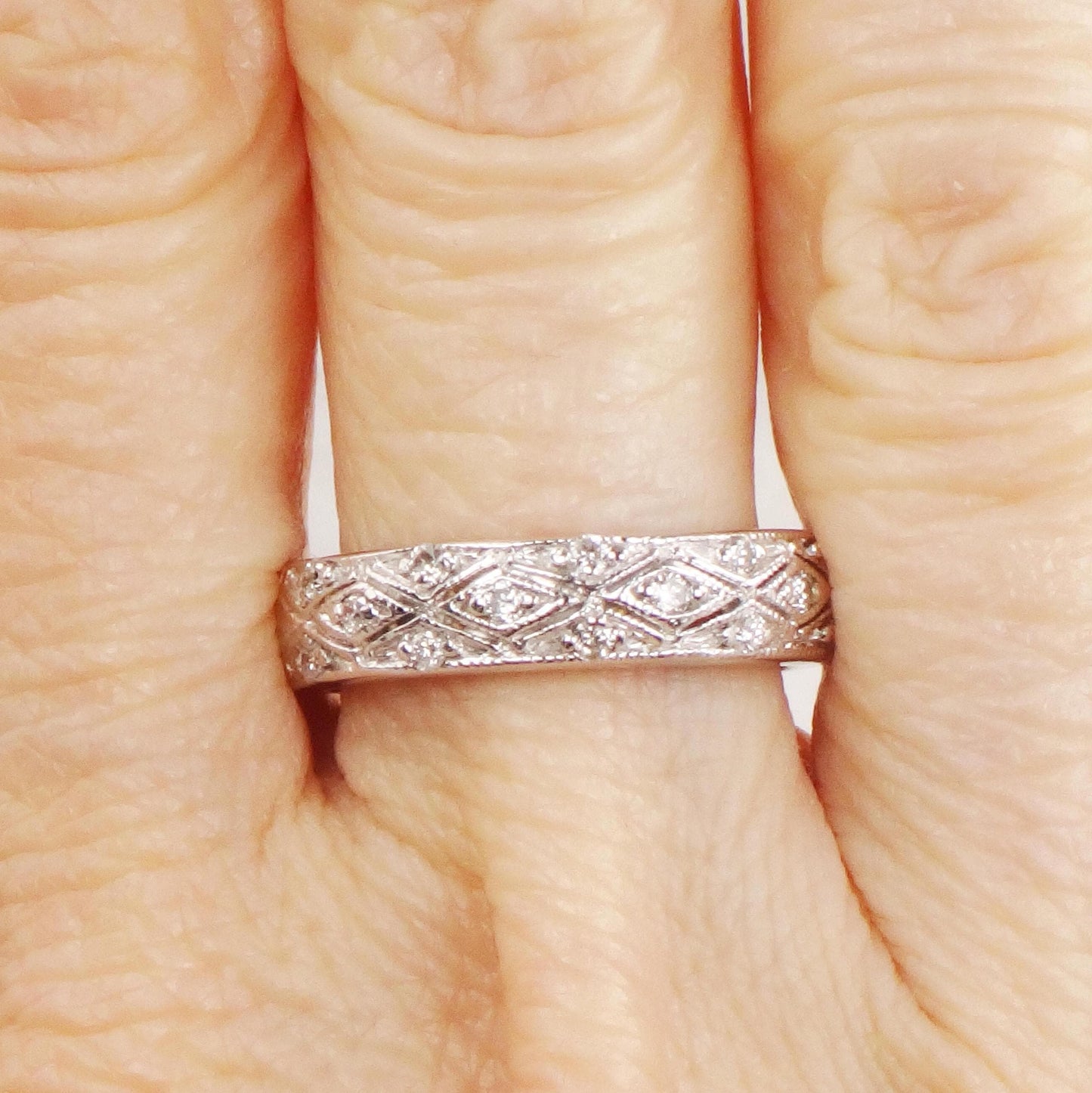 Vintage 14k White Gold Natural Diamond Wedding Band, Approx .35 CT TDW Size 6.25