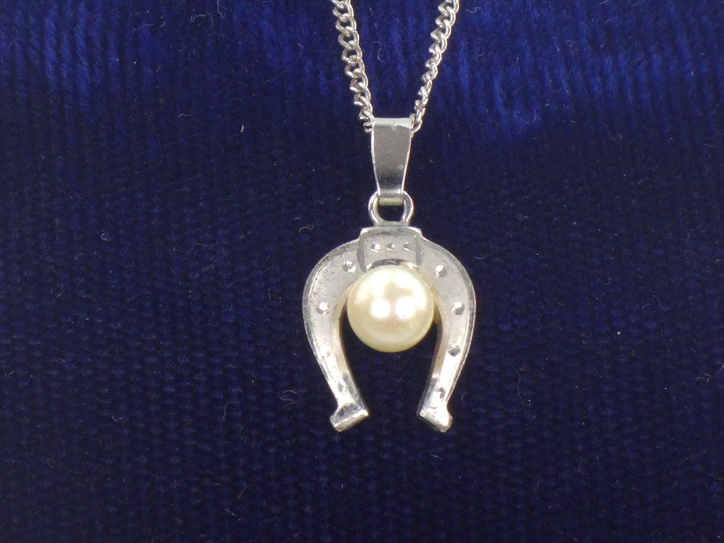 Vintage Sterling Silver Pearl Horseshoe Necklace - Good Luck Charm - 14.5" Chain - Choker Length