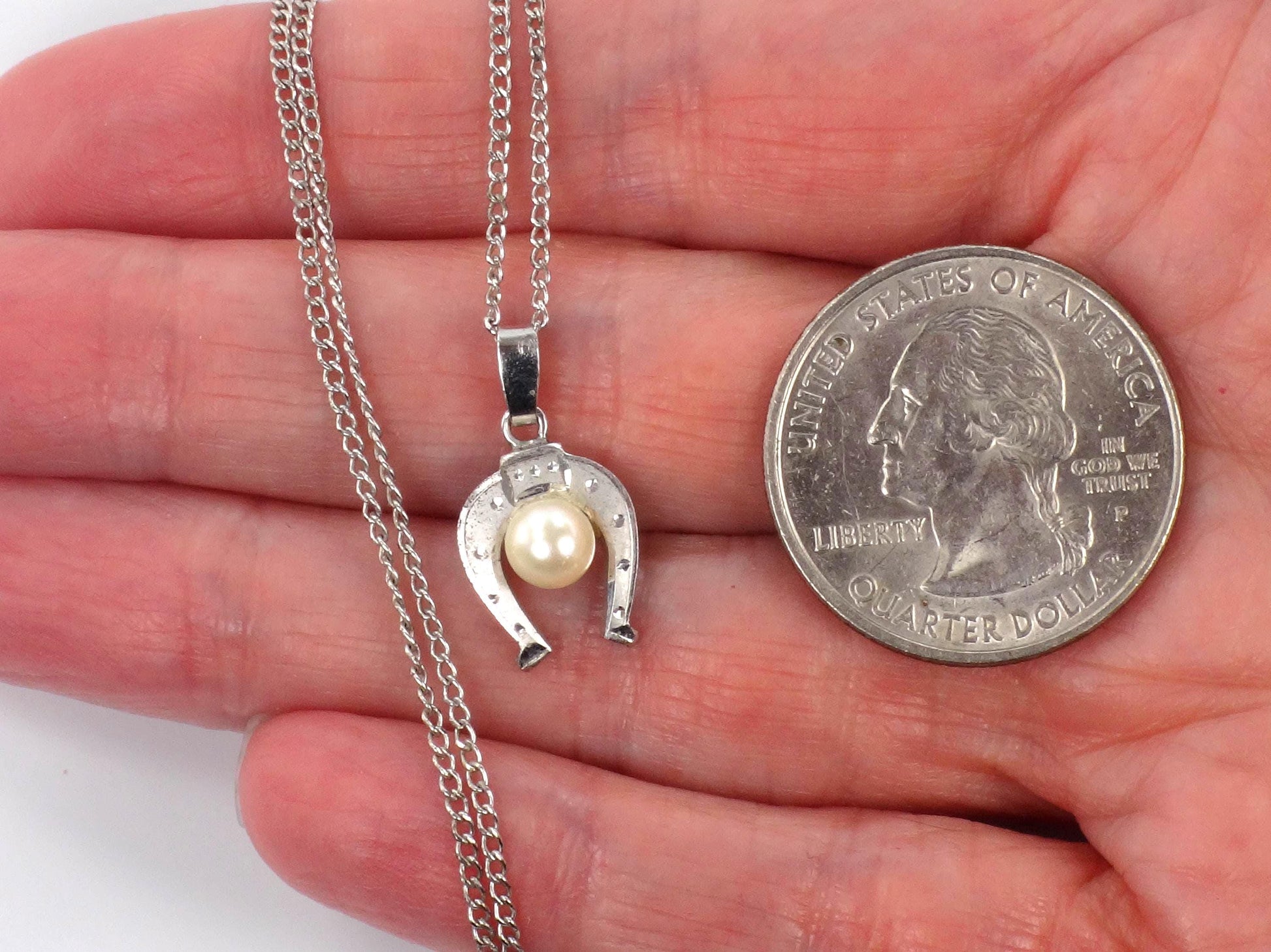 Vintage Sterling Silver Pearl Horseshoe Necklace - Good Luck Charm - 14.5" Chain - Choker Length