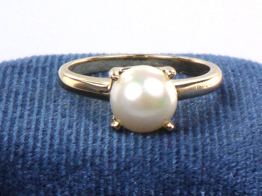 14k Pearl Ring - Vintage Yellow Gold 8 MM White Cultured Pearl Ring - June Birthstone - Size 5.75 - Circa 1960's