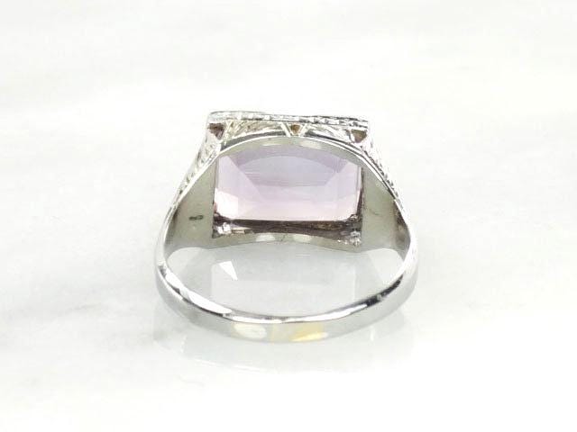Vintage 18k White Gold Natural Amethyst Ring - Art Deco Antique Purple Stone Ring - Size 6 1/2 - Circa 1920's