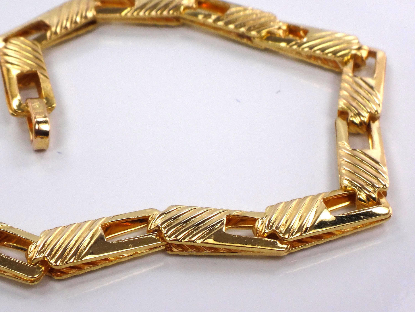 Vintage 14k Yellow Gold Ribbed Fancy Link Bracelet: 7", Italy