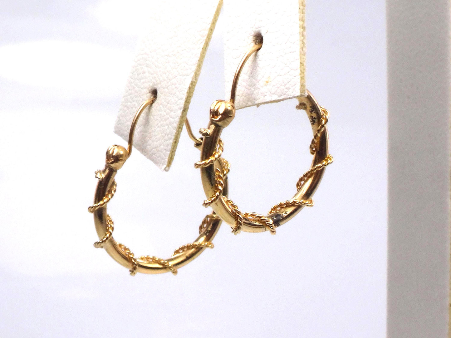 Vintage 14k Yellow Gold Round Twist Hoop Earrings, 5/8"