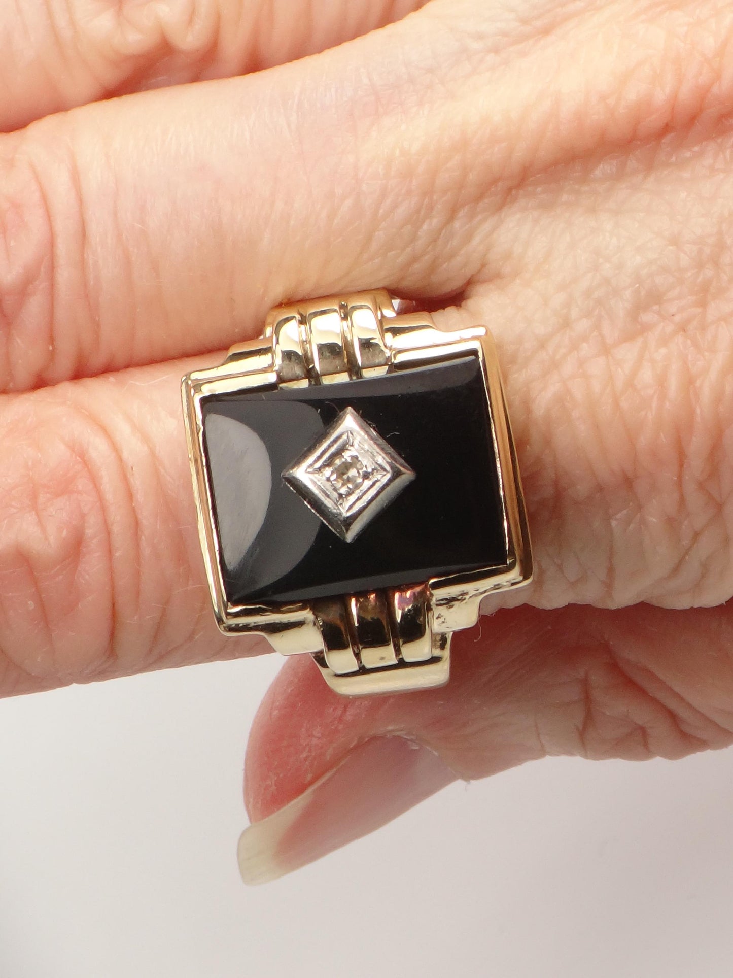 Vintage 10k Yellow Gold Rectangle Onyx and Diamond Ring: Men's, Size 10.25