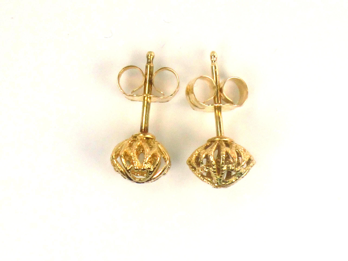 Vintage 14k Yellow Gold Ball Stud Earrings: Fancy Style, 7.6 MM