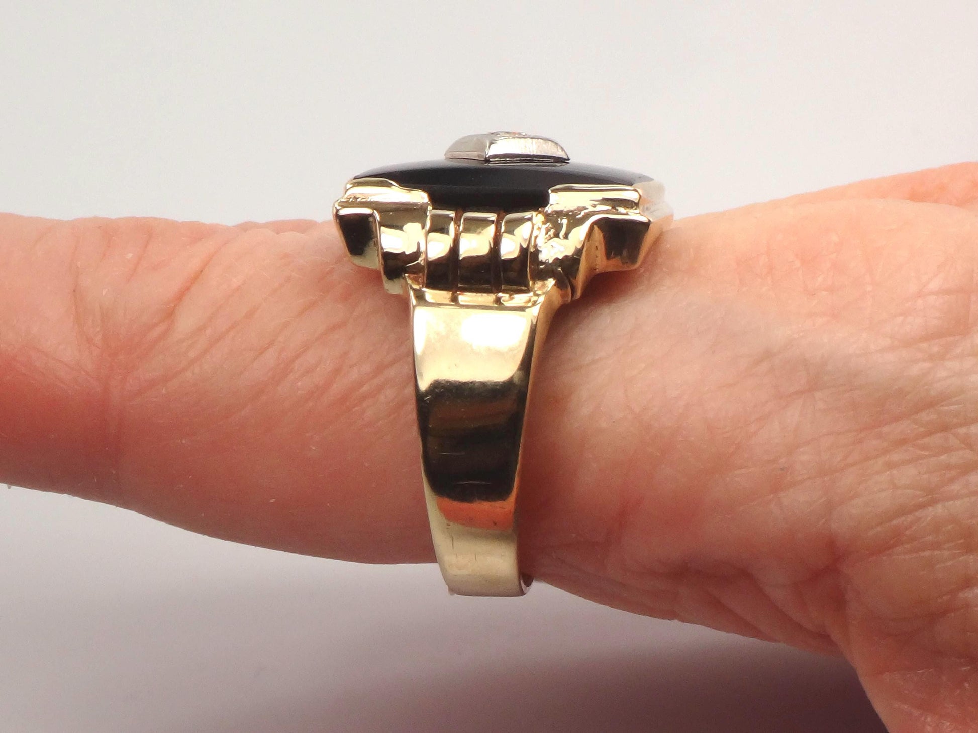 Vintage 10k Yellow Gold Rectangle Onyx and Diamond Ring: Men's, Size 10.25
