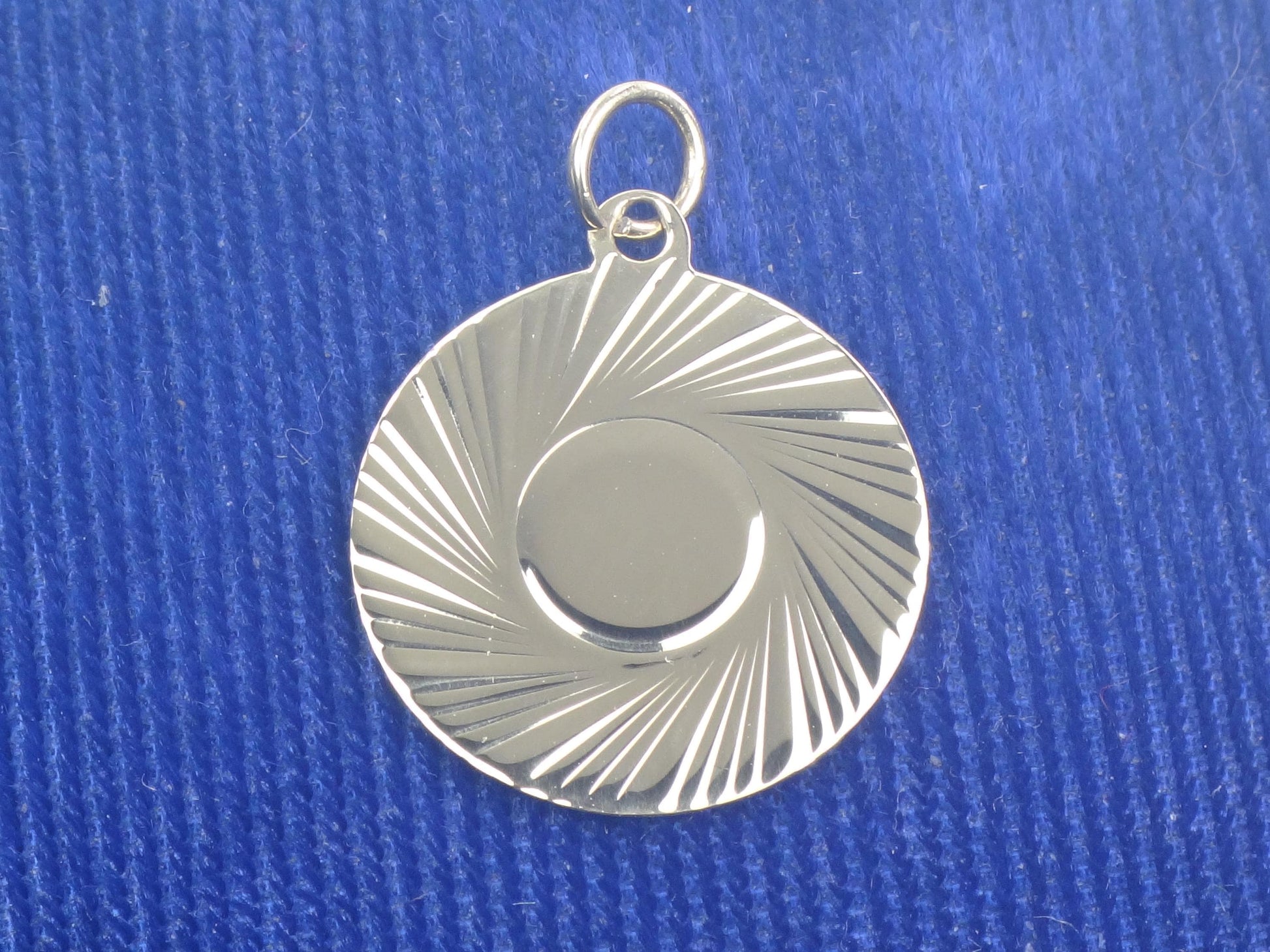 Vintage 14k Engravable Round Disc Pendant, Yellow Gold Circle Charm, Circa 1960's