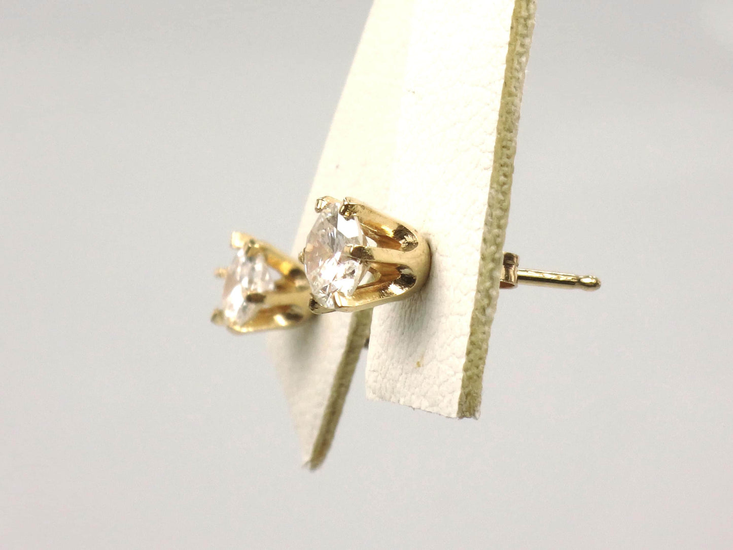 Vintage 14k Yellow Gold Natural Diamond Stud Earrings, .75 TDW