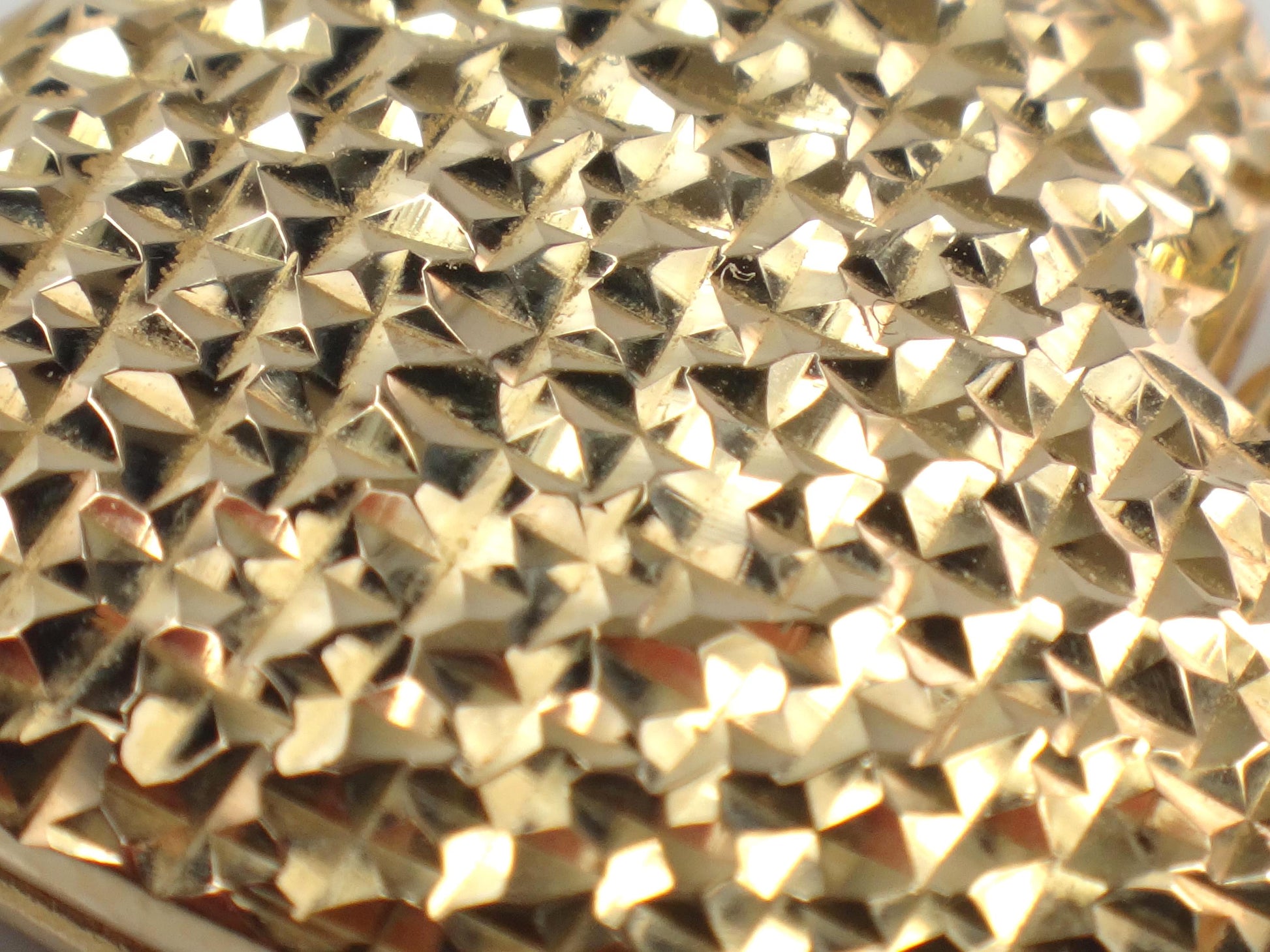 Vintage 14k Yellow Gold Puffed Heart Locket Pendant with Diamond Cut Design