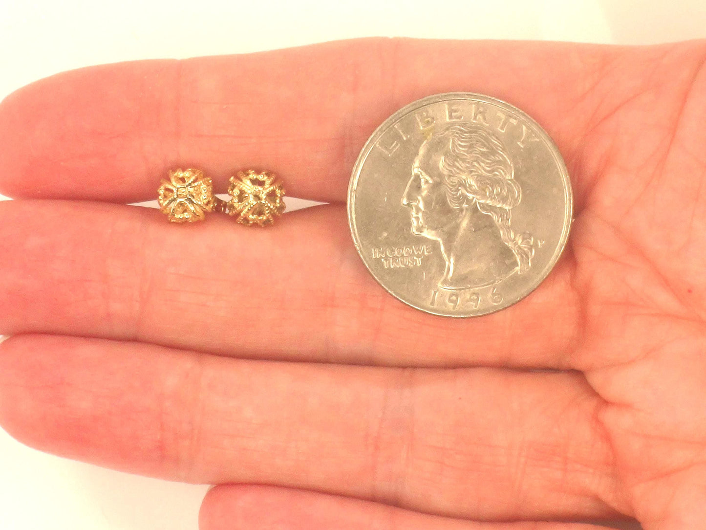 Vintage 14k Yellow Gold Ball Stud Earrings: Fancy Style, 7.6 MM