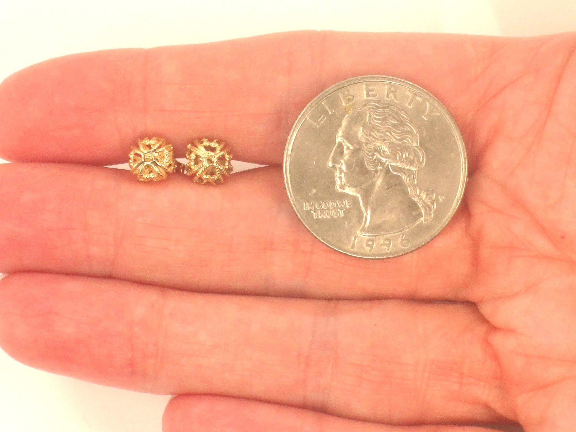 Vintage 14k Yellow Gold Ball Stud Earrings: Fancy Style, 7.6 MM