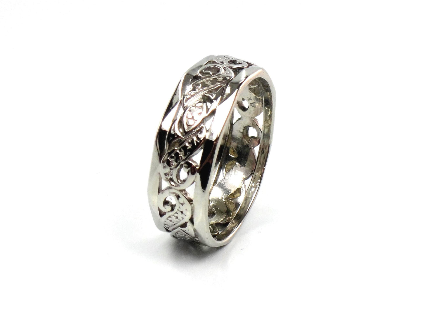 Vintage 14k White Gold Orange Blossom Wedding Band: 1940s, Floral Cutout Stacking Ring, Size 8.5