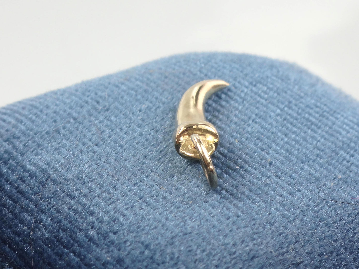 Vintage Yellow Gold Italian Horn Pendant, Good Luck Charm, Cornicello Amulet Talisman, Portugal 19.2k Jewelry