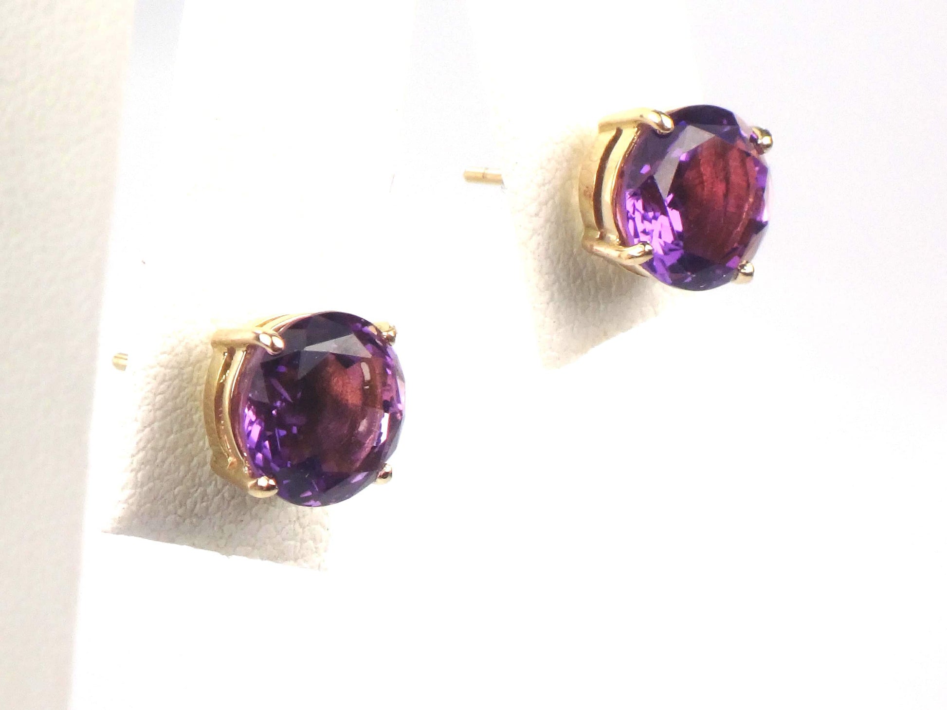 Vintage 14k Yellow Gold Round Amethyst Stud Earrings: 8 MM, February Birthstone