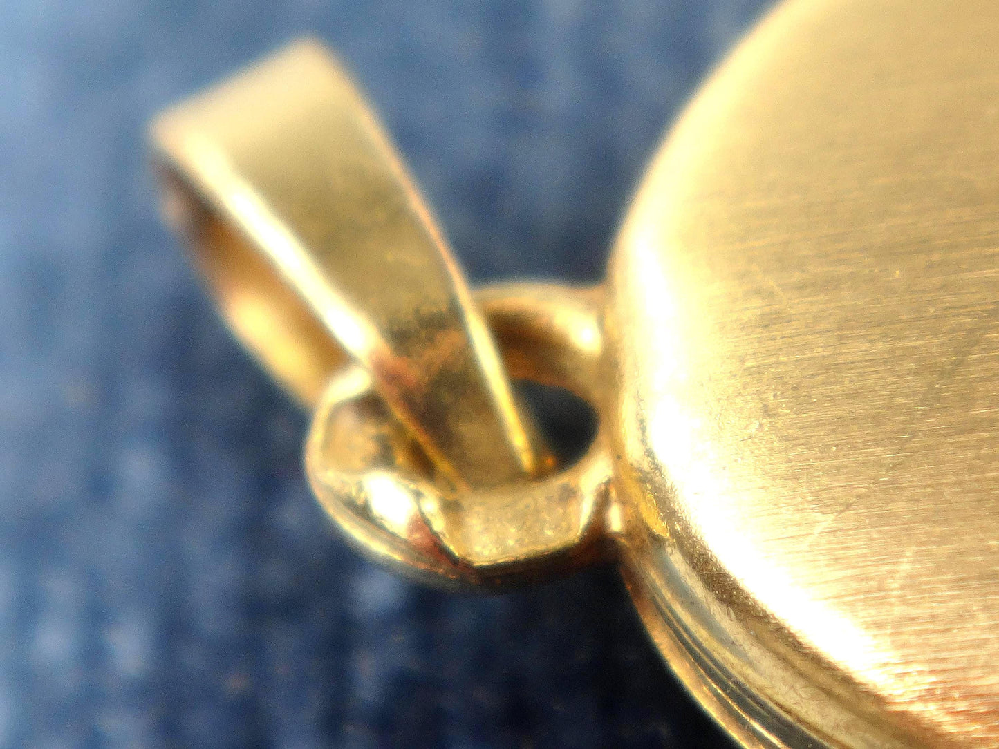 Vintage Art Nouveau Style Gold Locket, 19.2k Portuguese Oval Floral Pendant