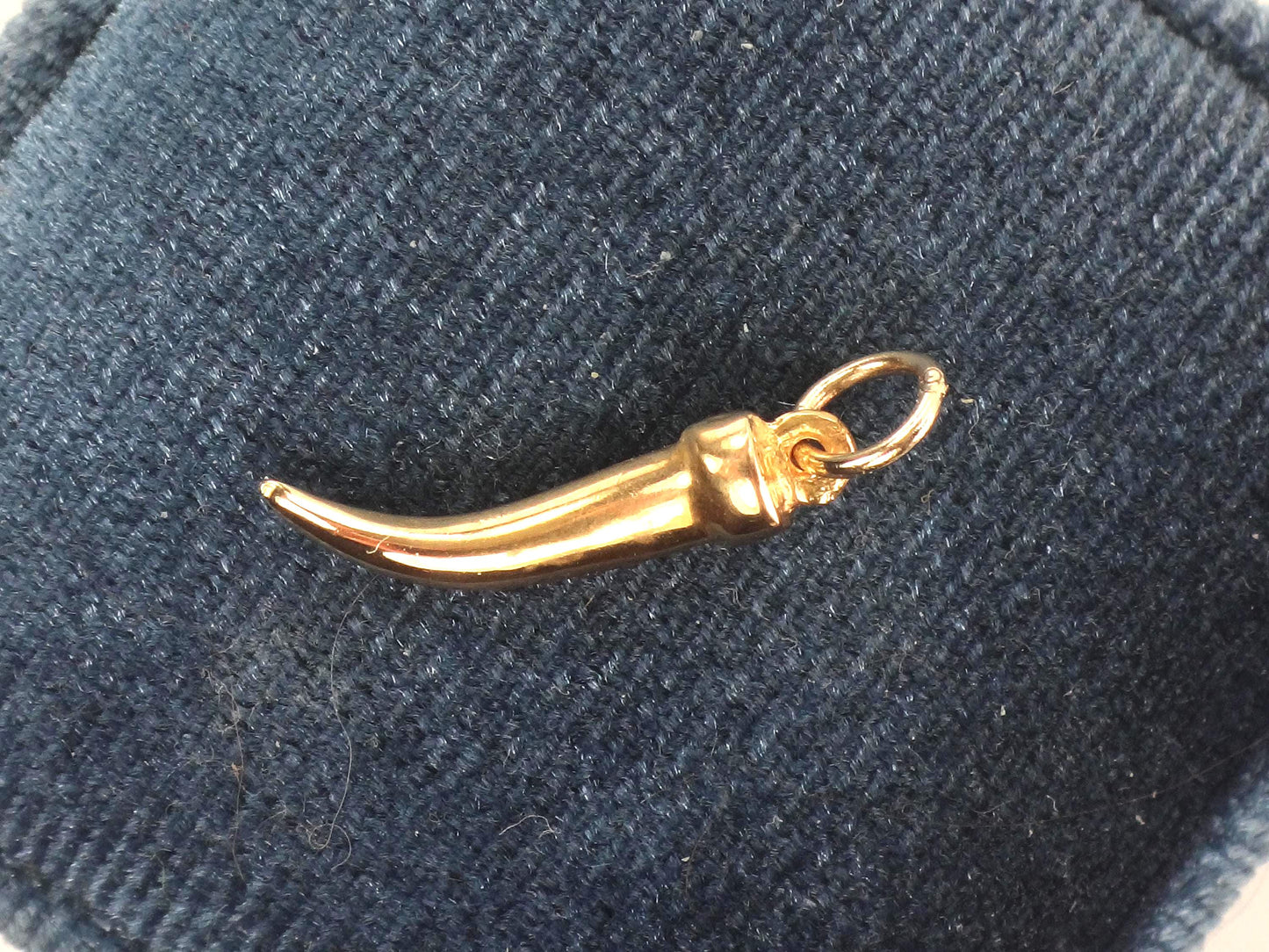 Vintage Yellow Gold Italian Horn Pendant, Good Luck Charm, Cornicello Amulet Talisman, Portugal 19.2k Jewelry