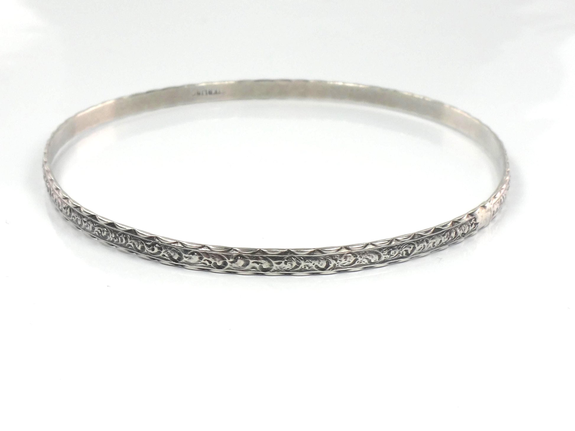 Vintage Thin Sterling Silver Bangle Bracelet: Slip On Style, 7 7/8"