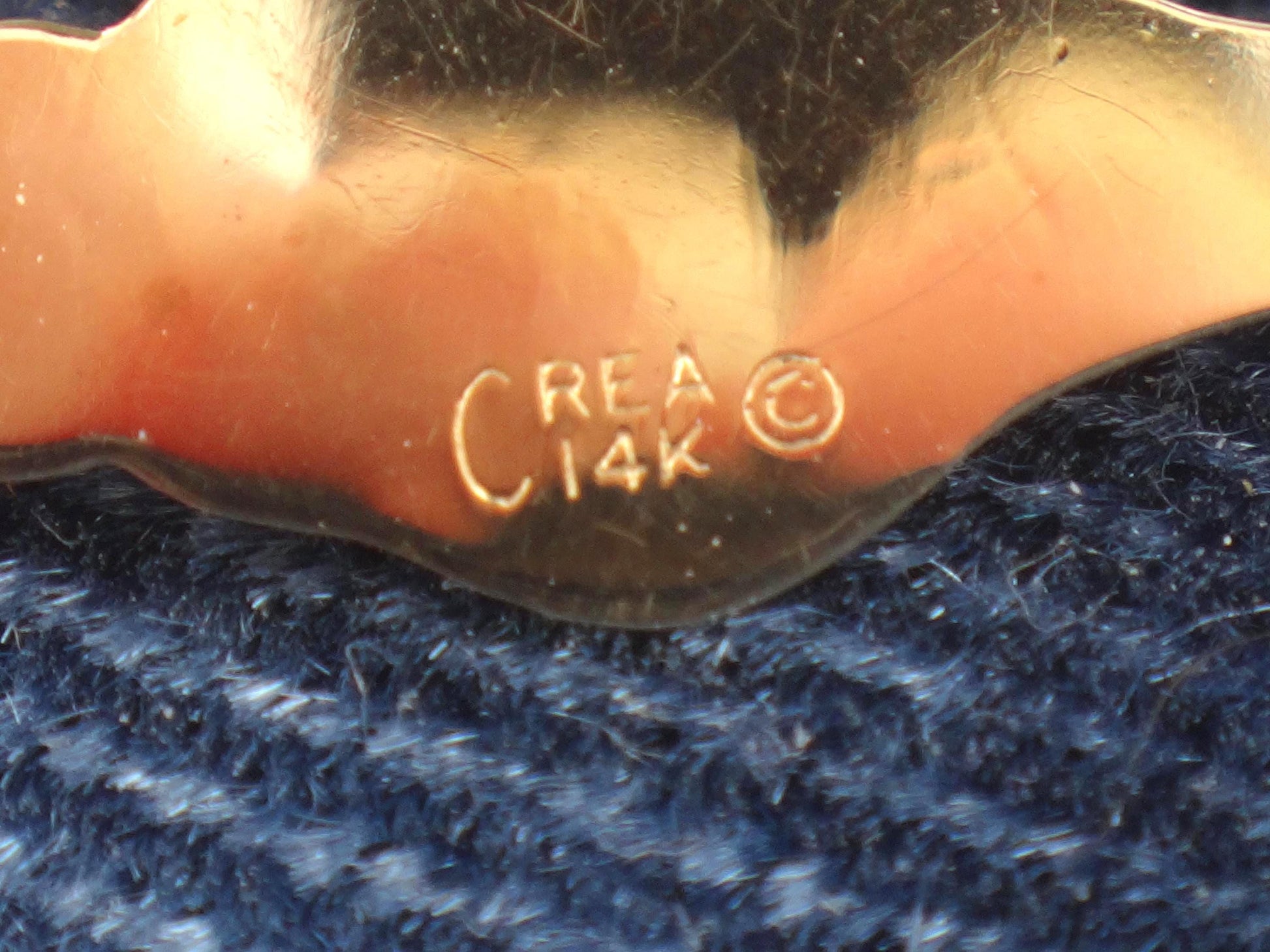 Vintage 14k Yellow Gold Pineapple Pendant: Crea Hawaii Souvenir Charm