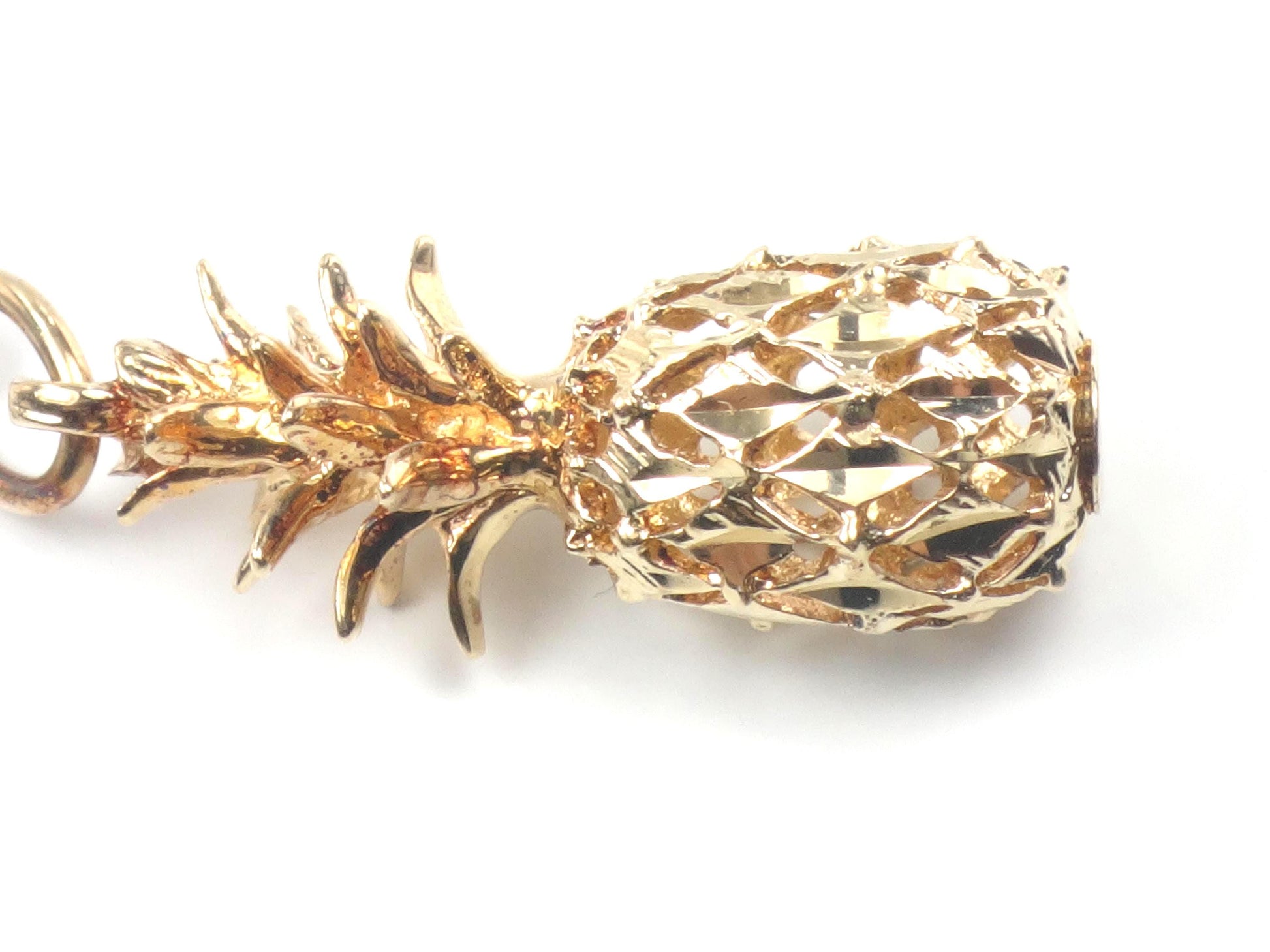 Vintage 14k Yellow Gold Pineapple Pendant: Crea Hawaii Souvenir Charm