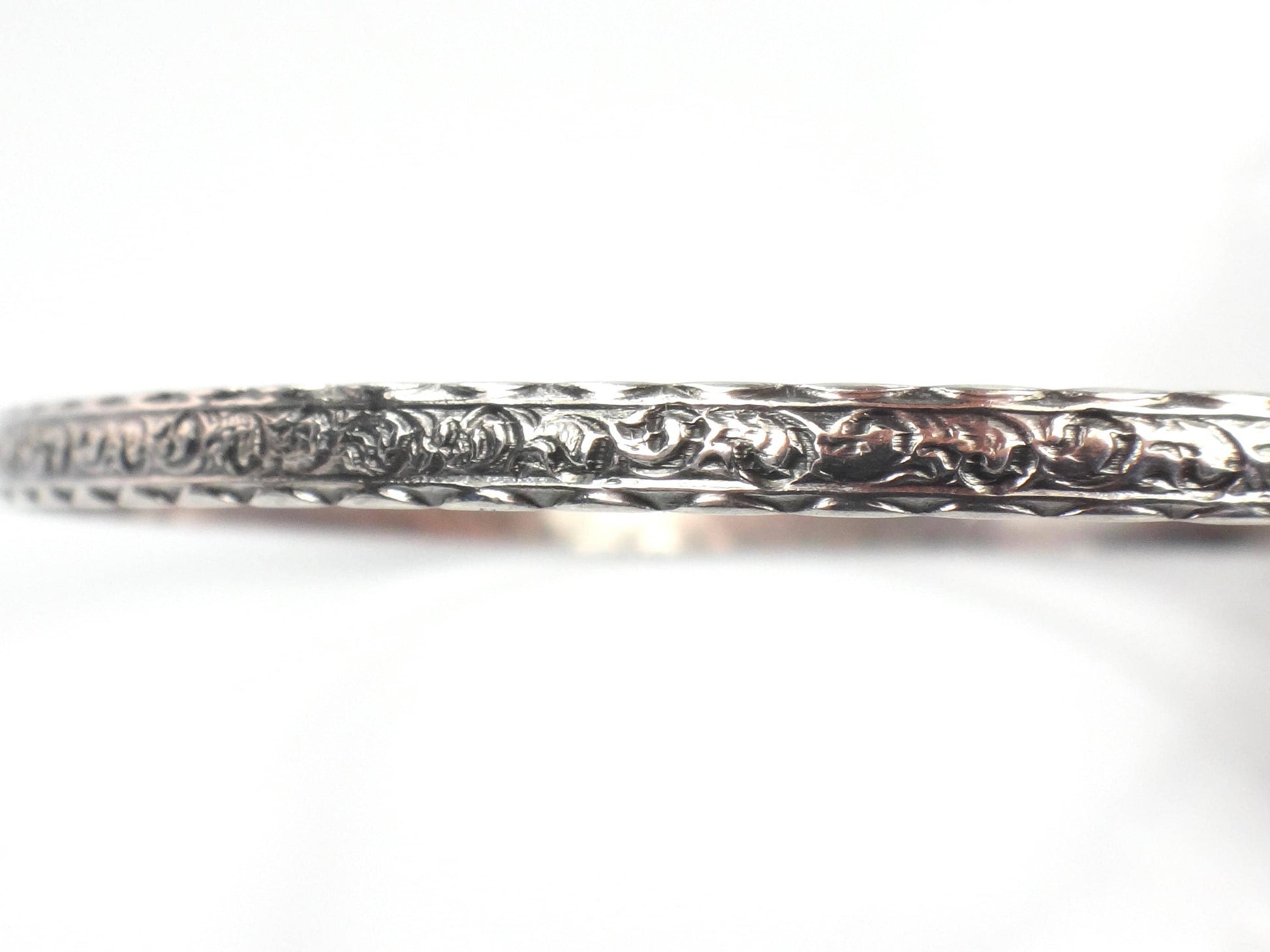 Vintage Thin Sterling Silver Bangle Bracelet: Slip On Style, 7 7/8"