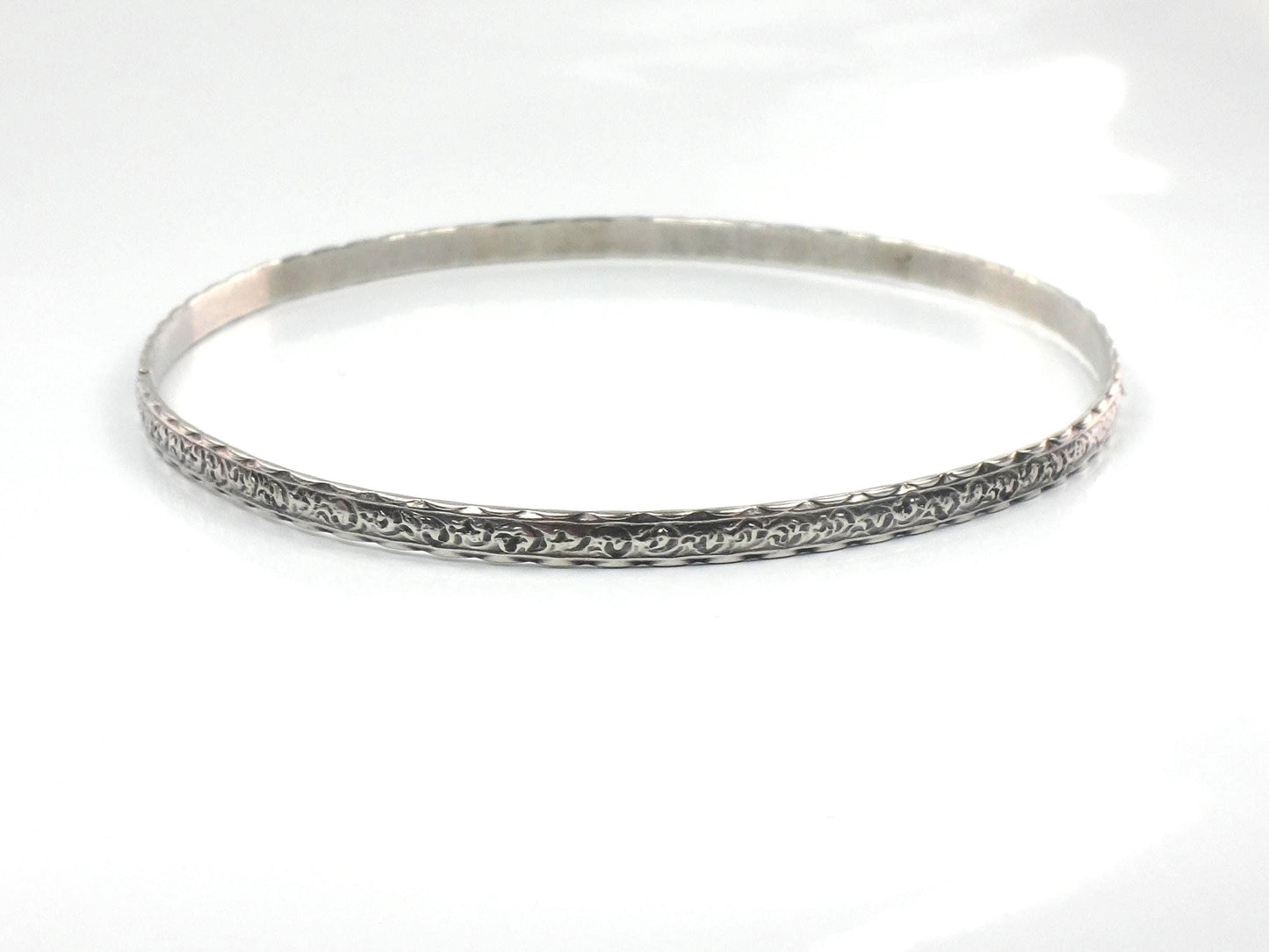 Vintage Thin Sterling Silver Bangle Bracelet: Slip On Style, 7 7/8"