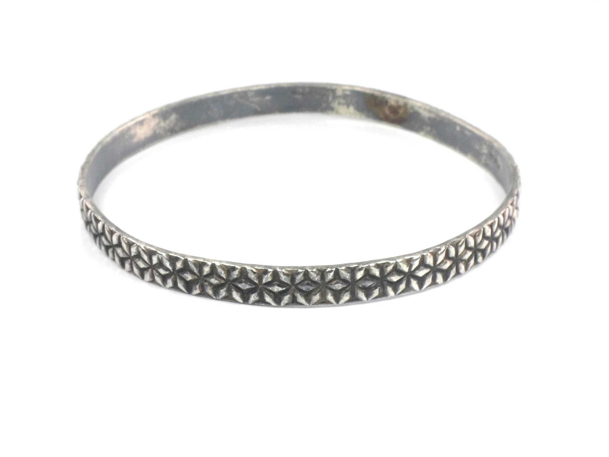 Vintage Sterling Silver Floral Bangle Bracelet: Slip On Style