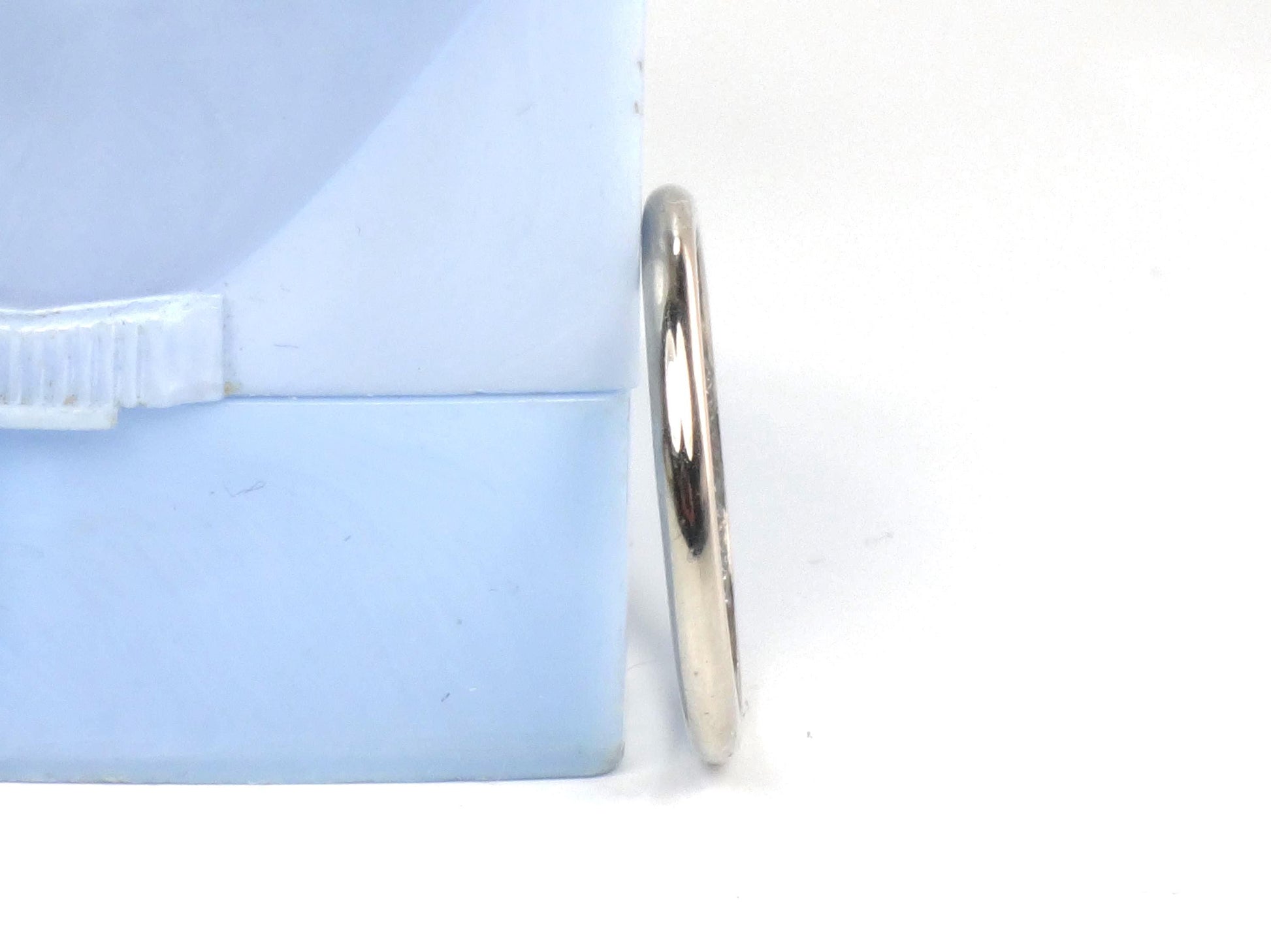 Vintage Thin Solid 14k White Gold Wedding Band, 2 MM Stacking Ring, Size 7.5